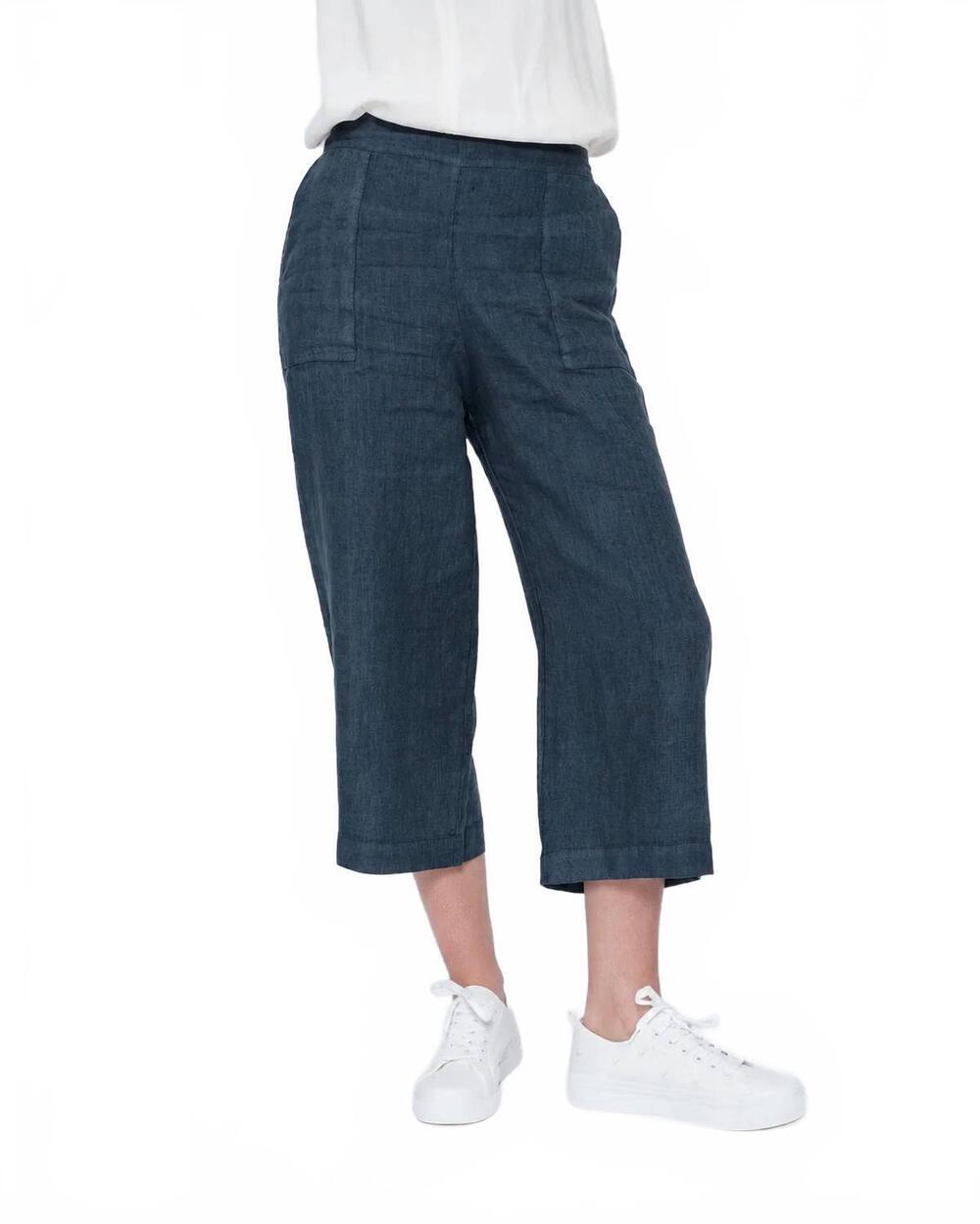 NEW BLUEBERRY easy capri in navy
